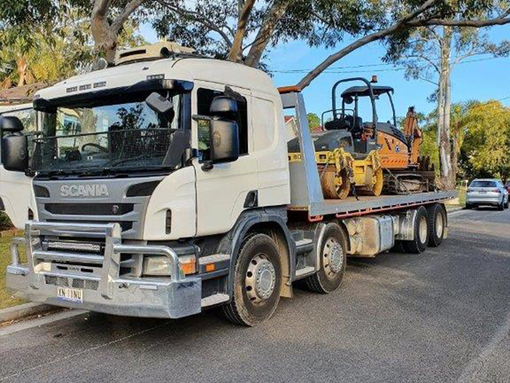 Tilt Tray Services - Sydney Wide - Western Sydney, Sutherland Shire, Eastern Suburbs, Northern Beaches, North Sydney, South Coast, Blue Mountains, Central Coast - Active Tilt Logistics